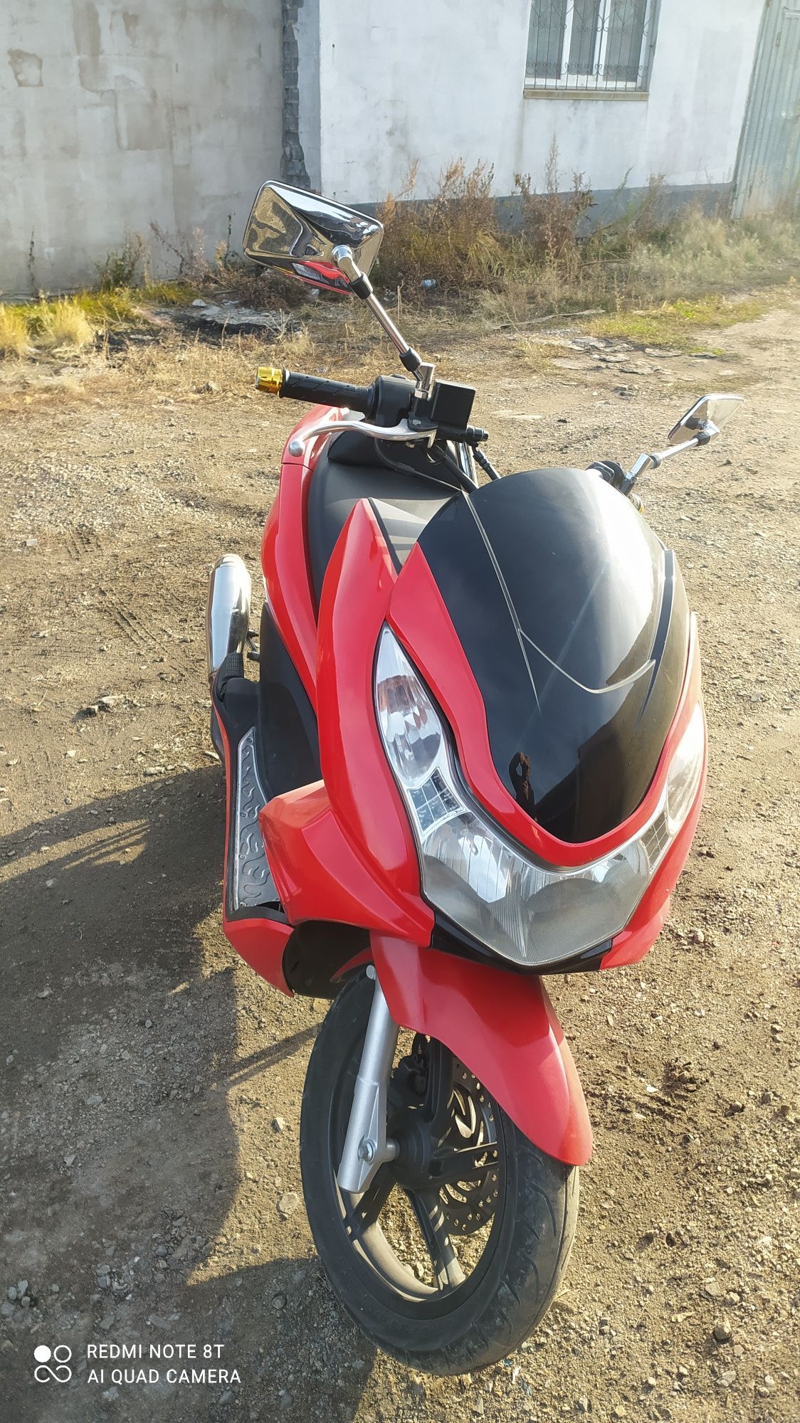 Максискутер Honda PCX 125 оригинал Япония