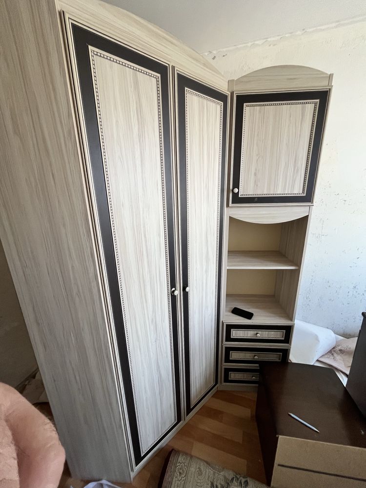 Шкаф для прихожий