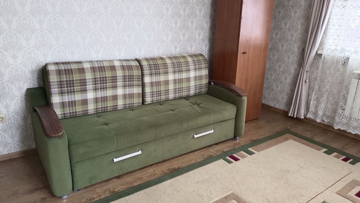 Диван-кровать Кing size+ в подарок шкаф и ковер