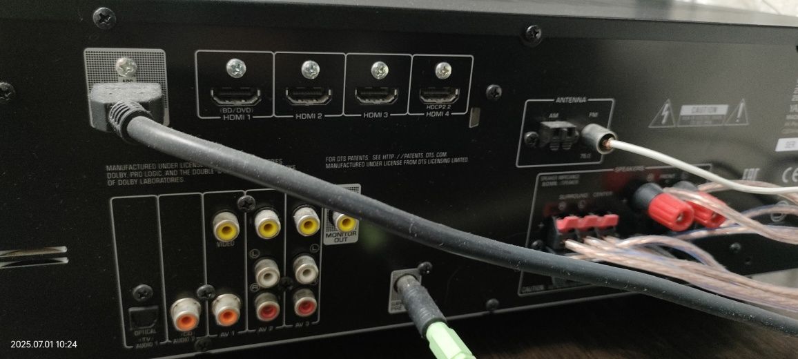 Домашний кинотеатр Yamaha RX-V379 ресивер