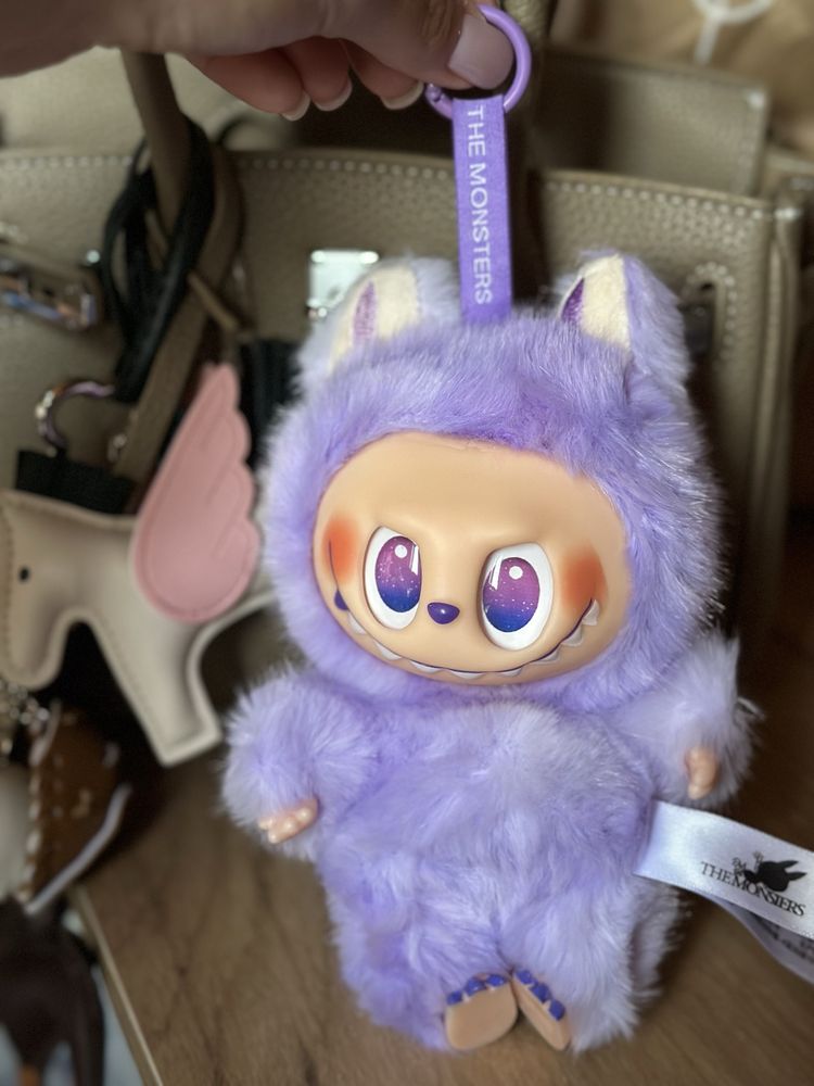 Игрушка Лабубу и поильники