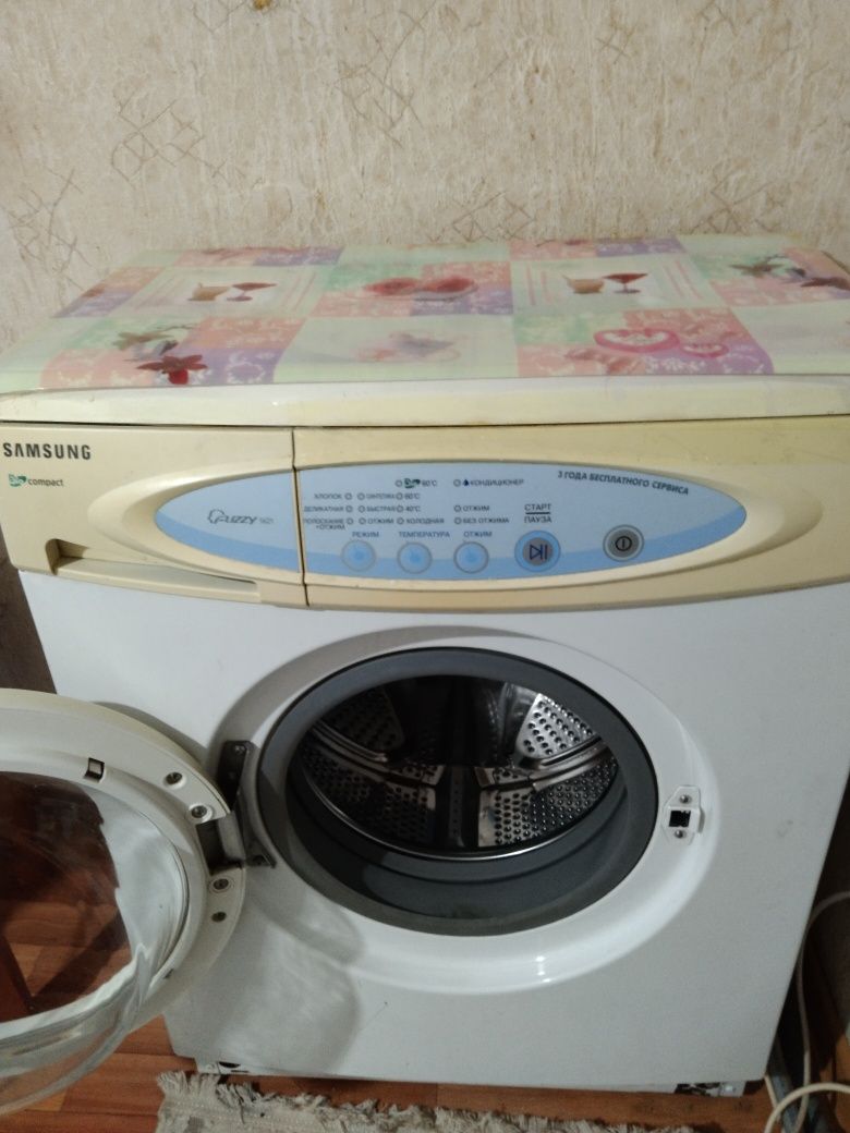 Продам стиральную машинку Samsung