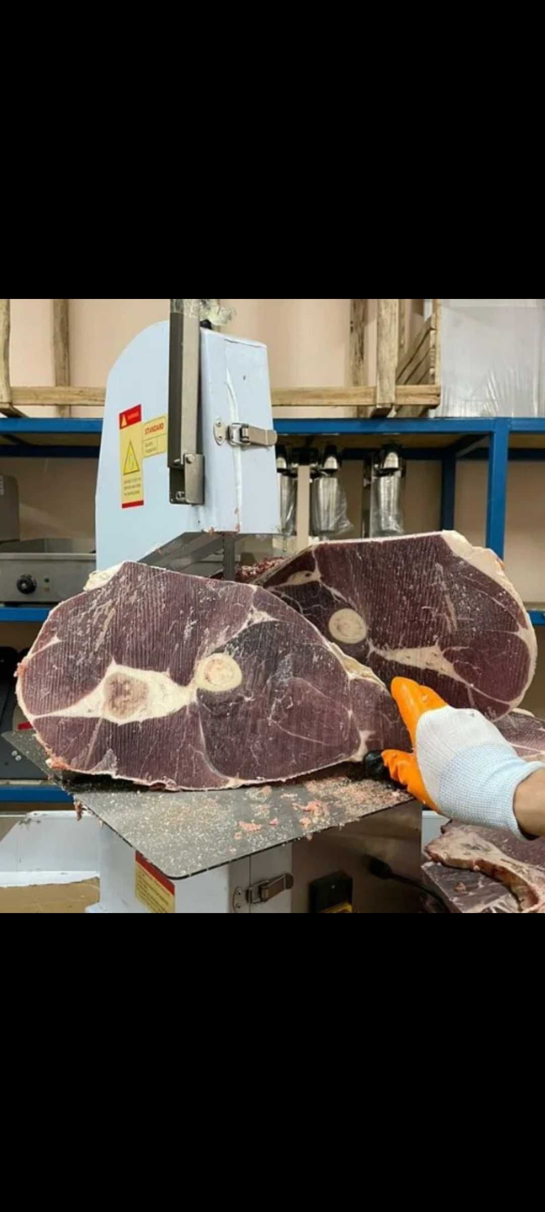 Костерезка распил туш мяса пила,  мясорубка,