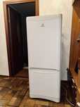 Продам холодильник INDESIT