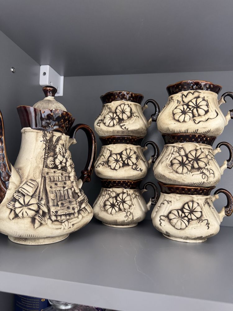 Продам сервиз из керамики
