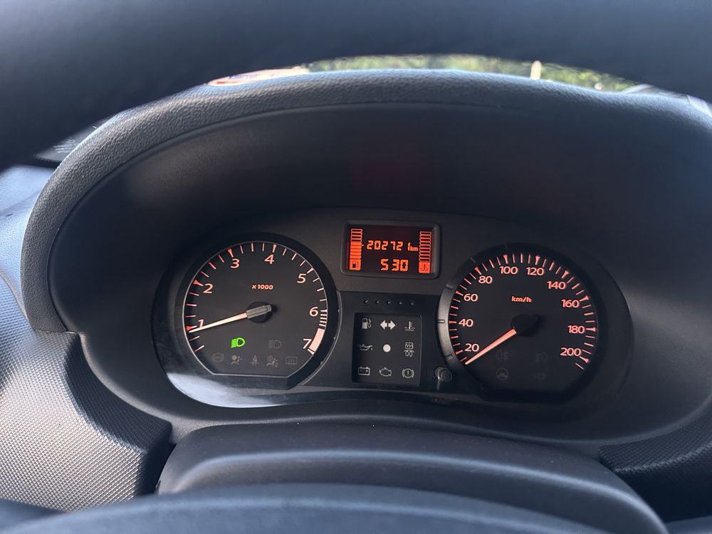 .Lada largus 2015 года *