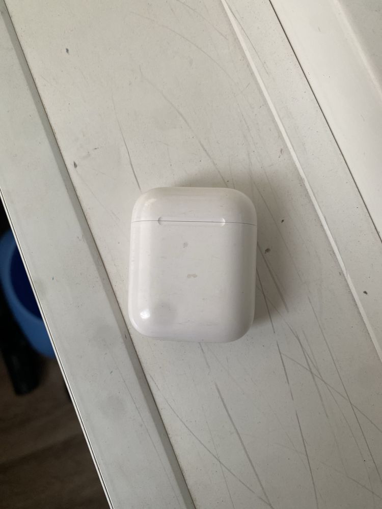 Airpods 2,использованные, но в хорошем состоянии.