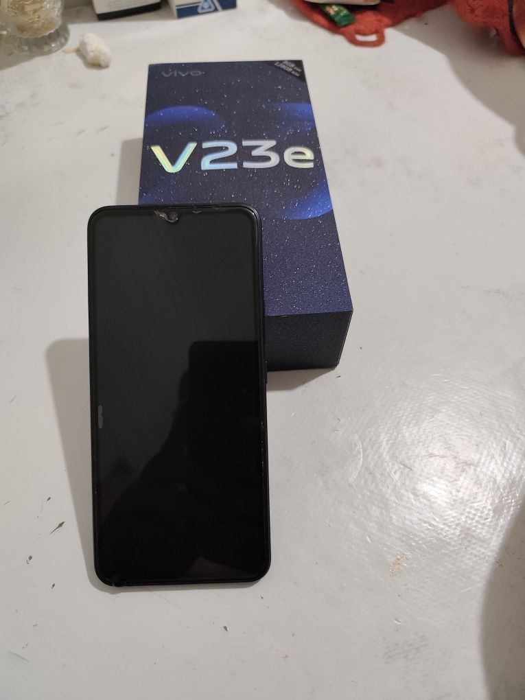 Продам Телефон  VIVO V 23e