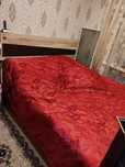 Продам двуспальную кровать в идеальном состоянии с матрацем  180/2,