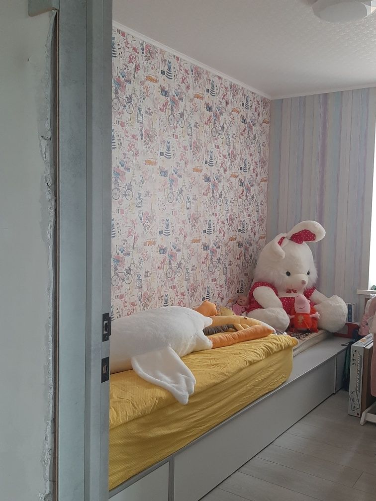 Продам 4х комнатную квартиру . СРОЧНО!
