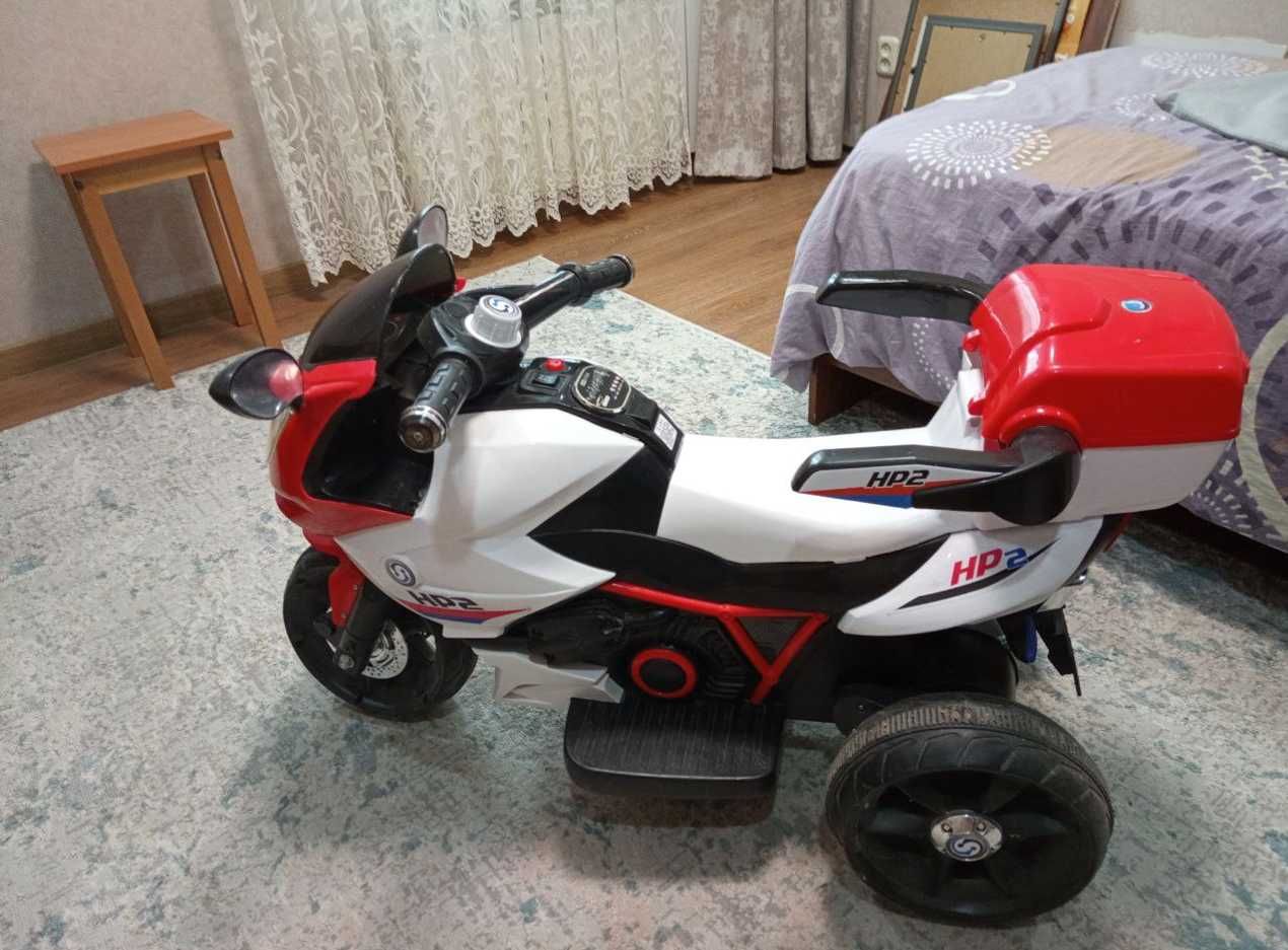 Детский автоскутер