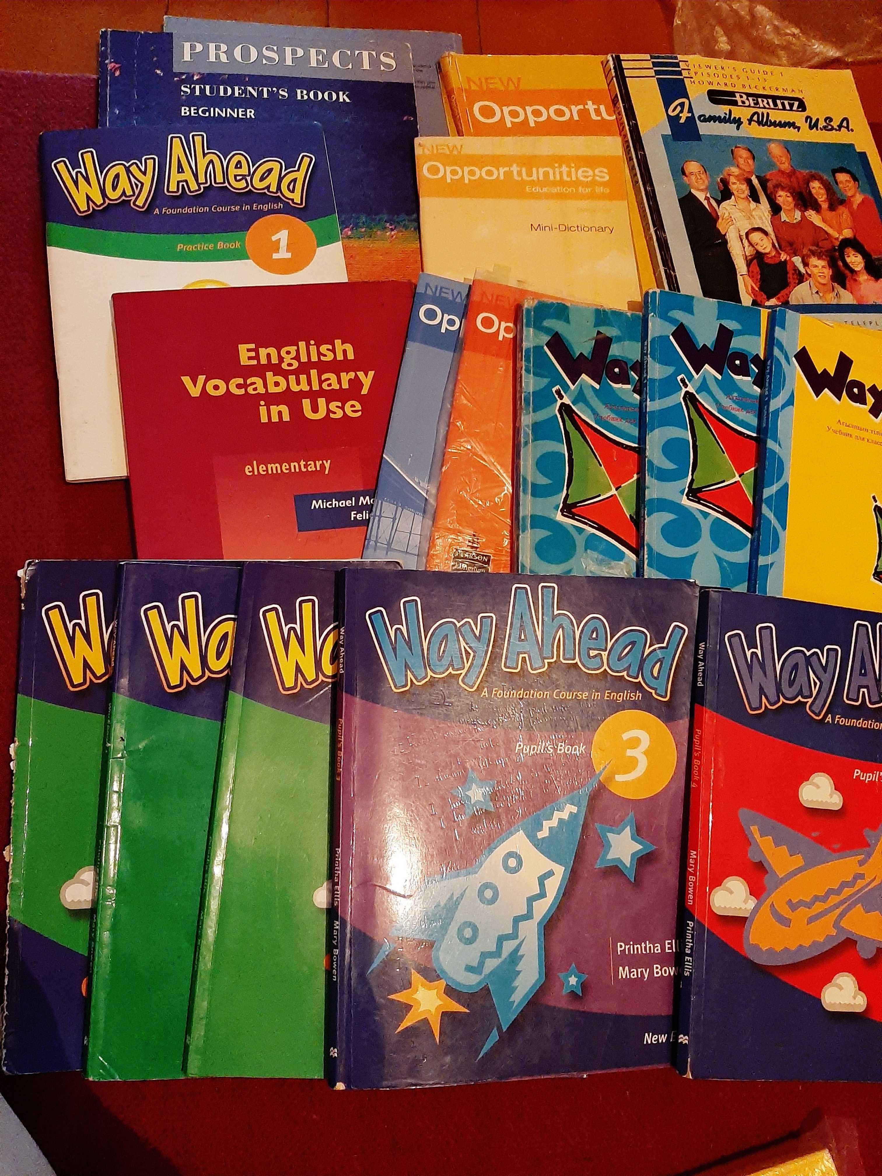 Продам книги разные по 50тг