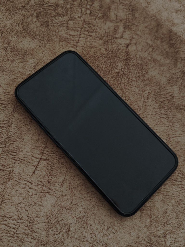 Iphone 13 ,есть гарантия