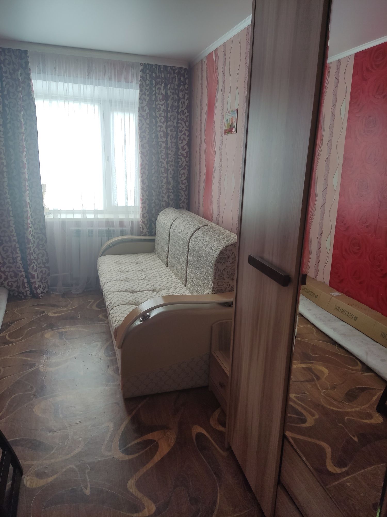 Продается 3 комнатная кв в центре  Заречного
