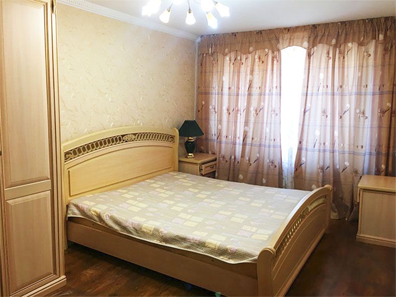 Драмтеатр, Сары-Арка, Байзар посуточно, по часам