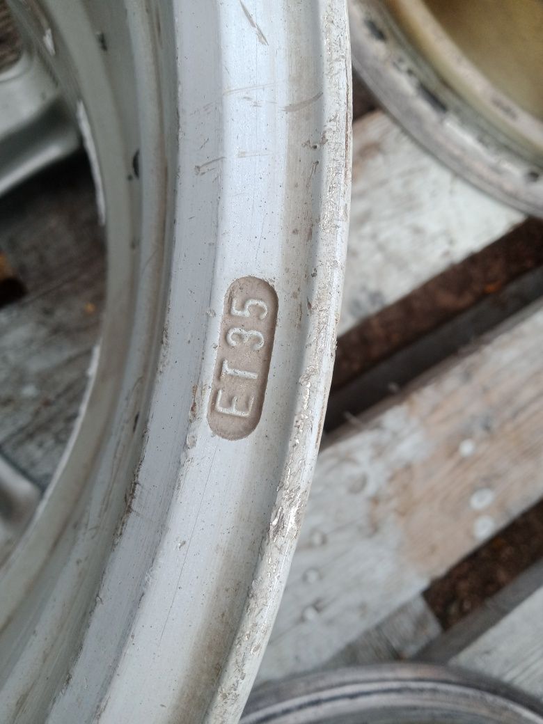 Продам диски R16
