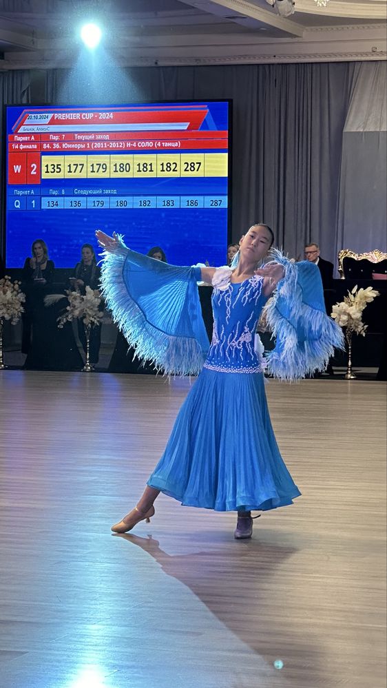 Платье на стандарт, юниор 1