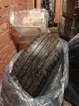 Продам шины bridgestone dueler 96h 215 60 r17