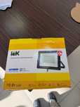 Продам прожектор IEK 70 Вт LED СДО 06