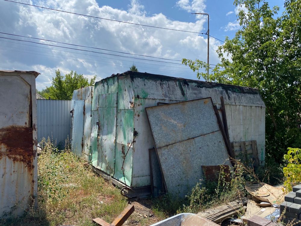 Продам рабочие вагончики