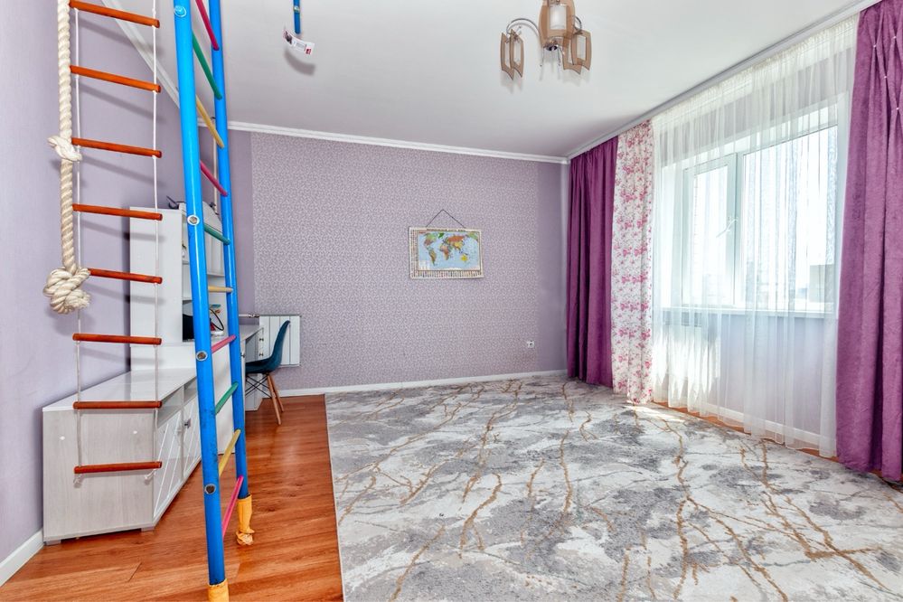 Продам 3-комнатную кв в “Золотом центре” Астаны