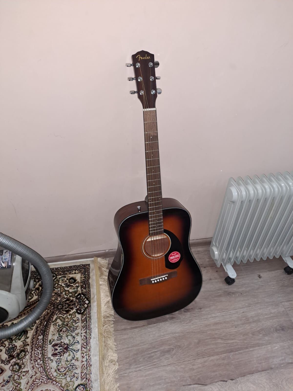 Продам гитару, Fender.