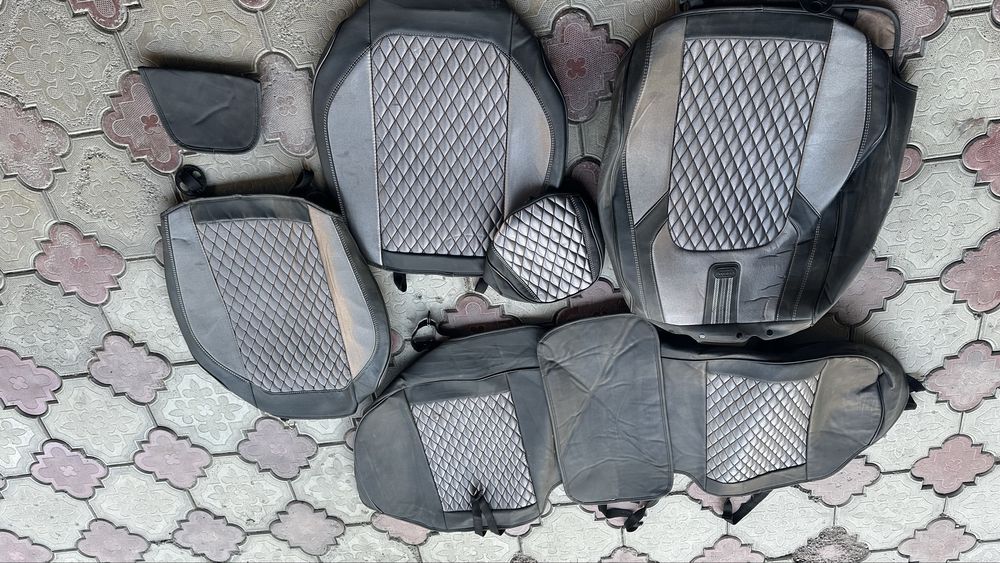 Чехол для авто, в отличном состоянии