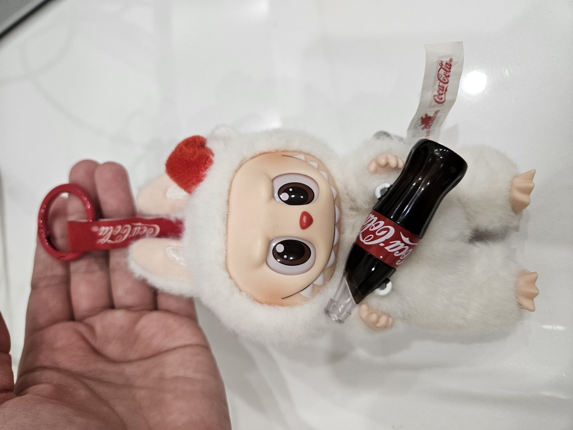 Лабубу coka cola