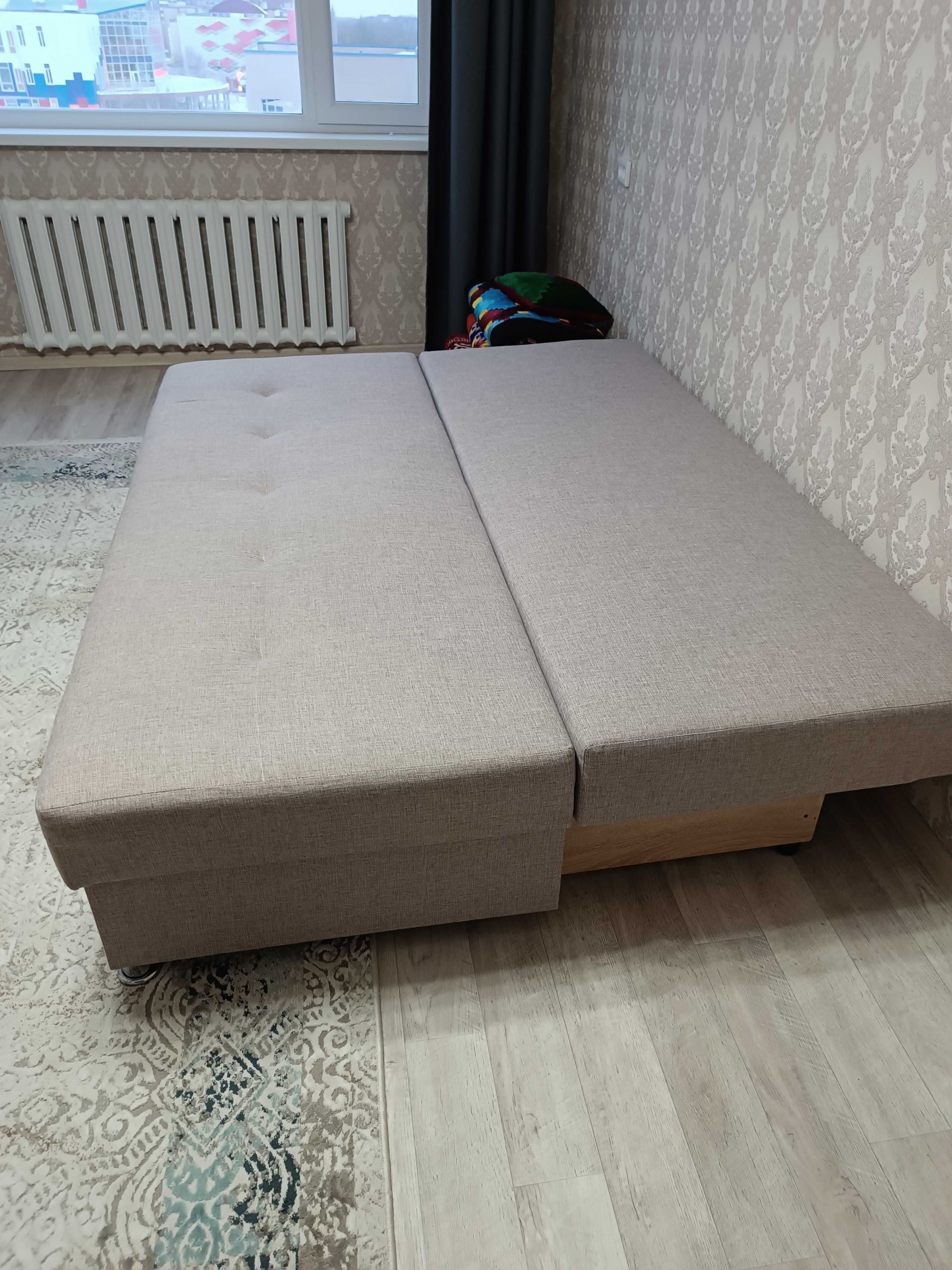 Продам диван-софа.