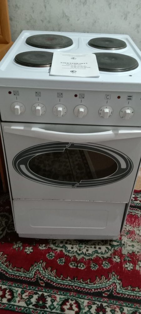 Продам плиту электрическую