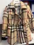 Продам детский плащ Burberry
