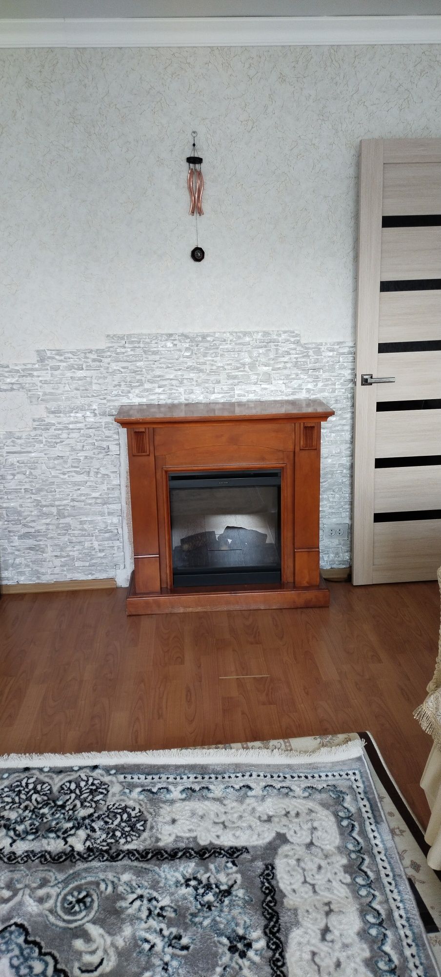 Продам электрический камин.