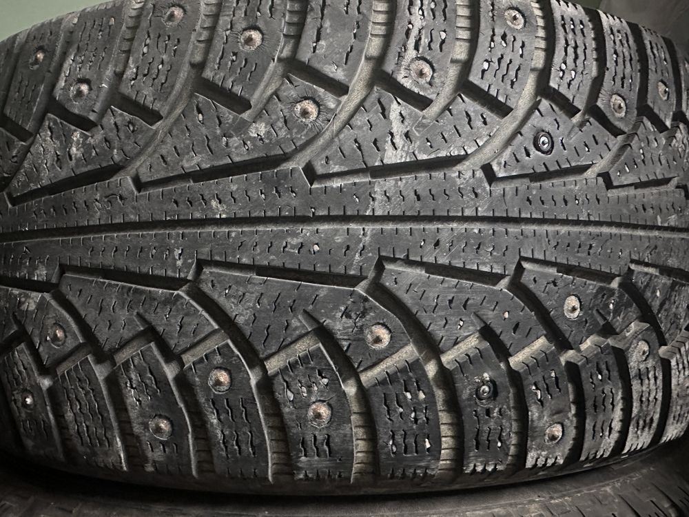 Шины 255/55R18 (4шт)