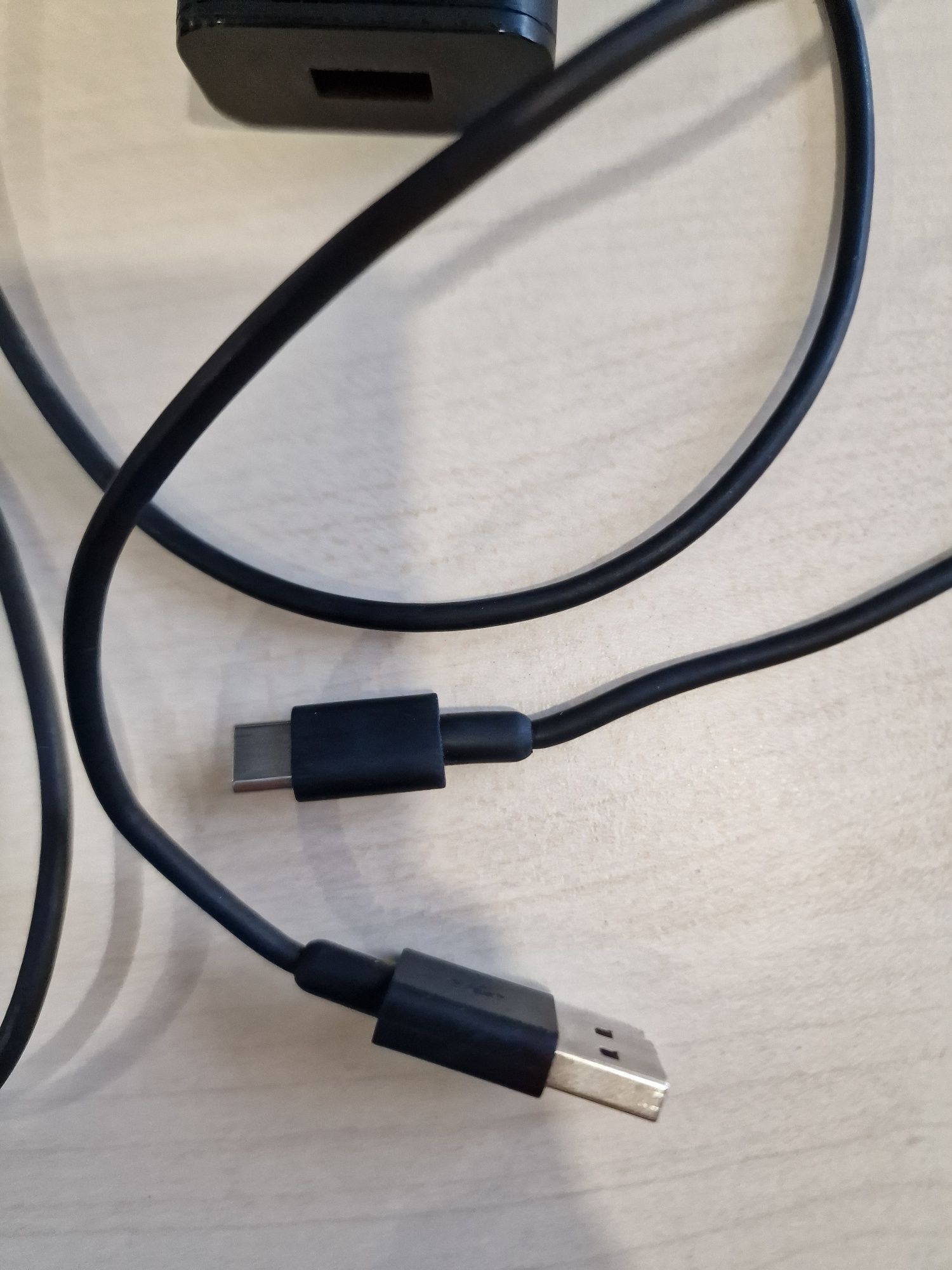 Зарядка type c работает