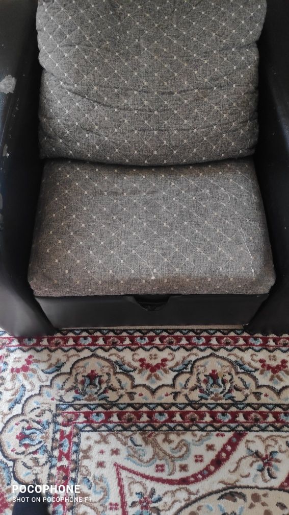 Продам кресло. Раздвижное.