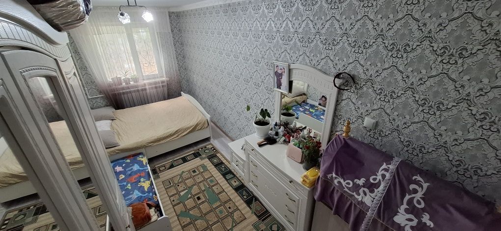 Продам 2 комнатную квартиру