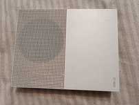 Xbox one s.