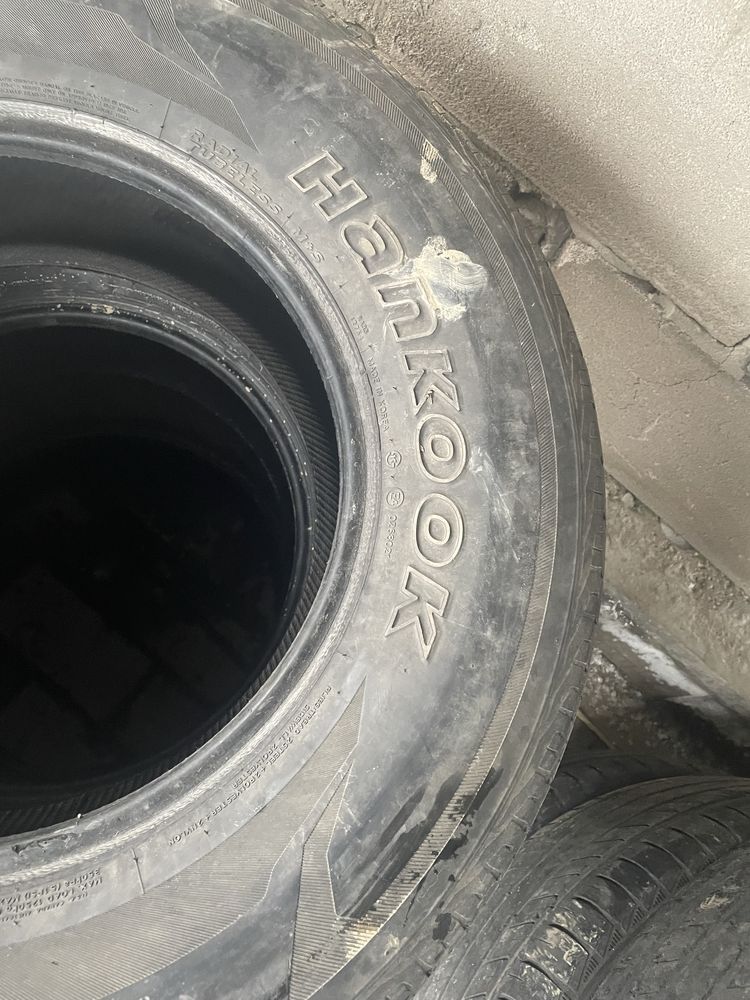 Шины летние на 235/40/19 и 22