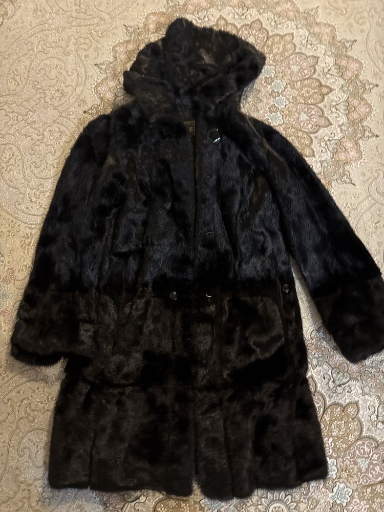 Продам шубу норковую