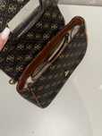 Сумка Guess в хорошем состоянии