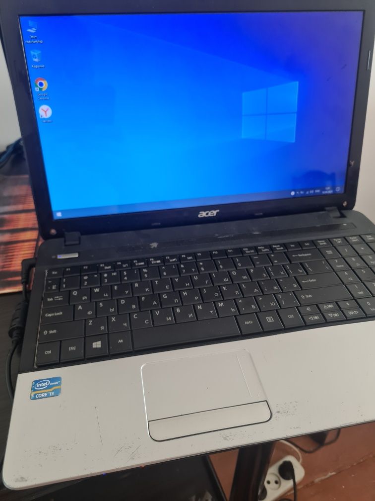 Acer.  E1-571G  core i3