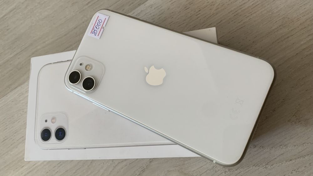 iPhone 11 . 128 gb  . 74%