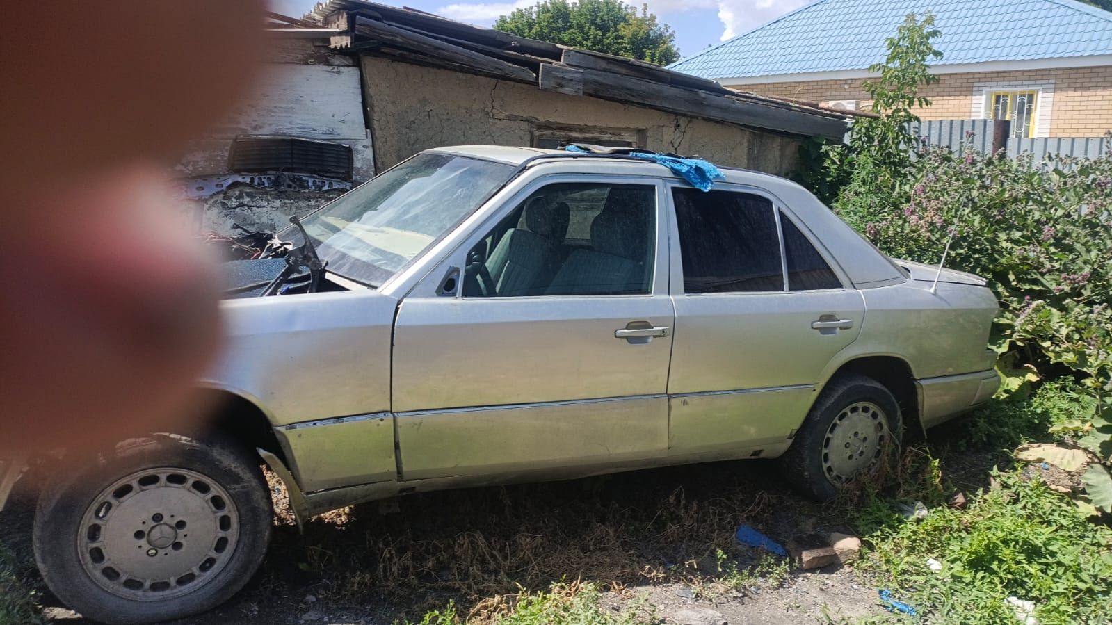 Продам Мерседес 124