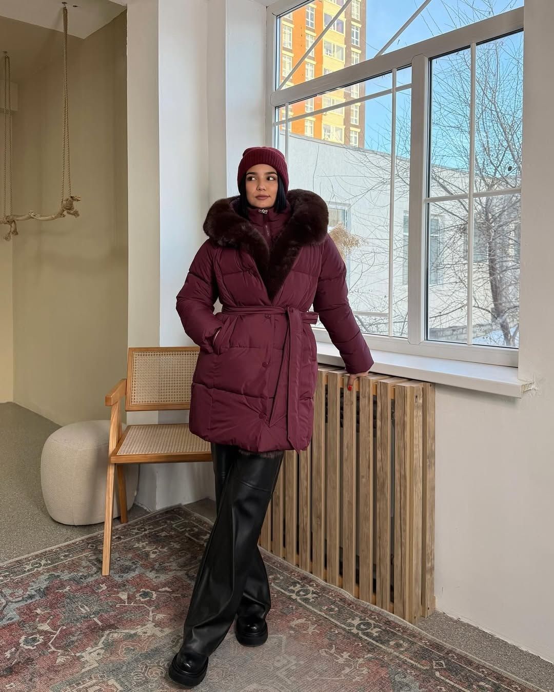 Продам зимнию куртку