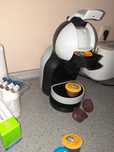 Продам кофе машинку Krups Dolce Gusto