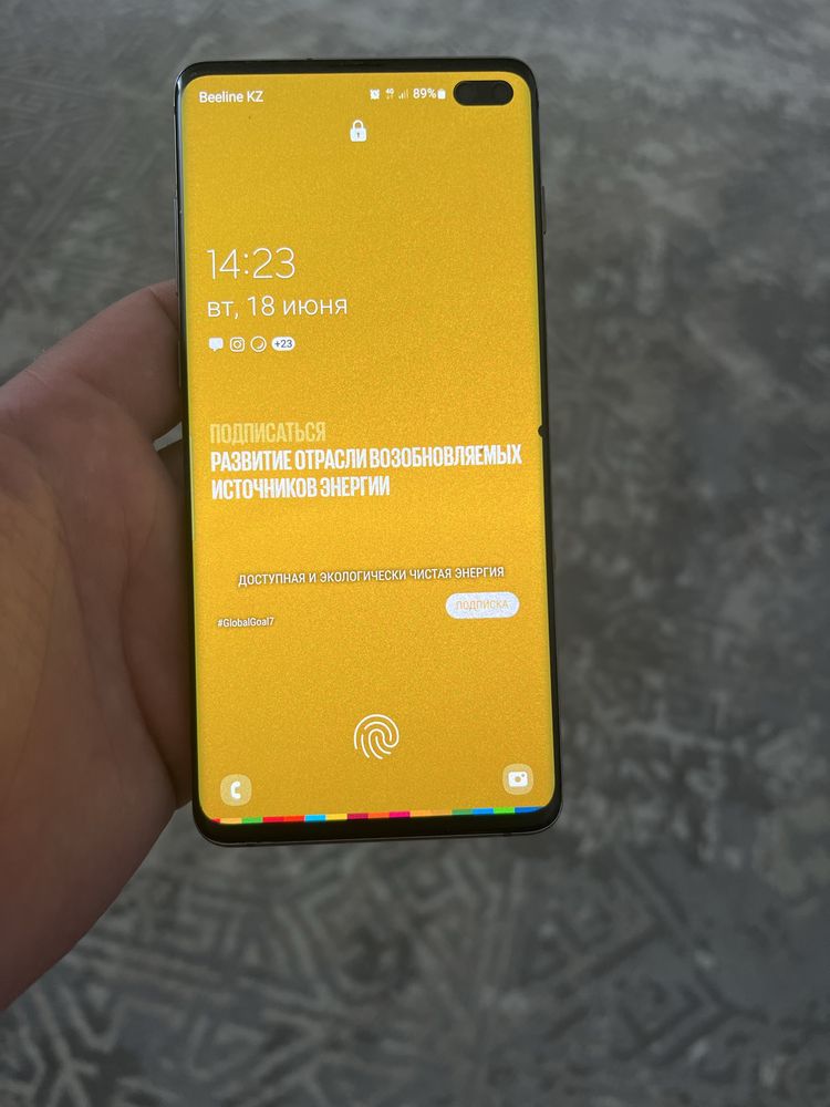Самсунг s10+ 128 gb в отличном сост.
