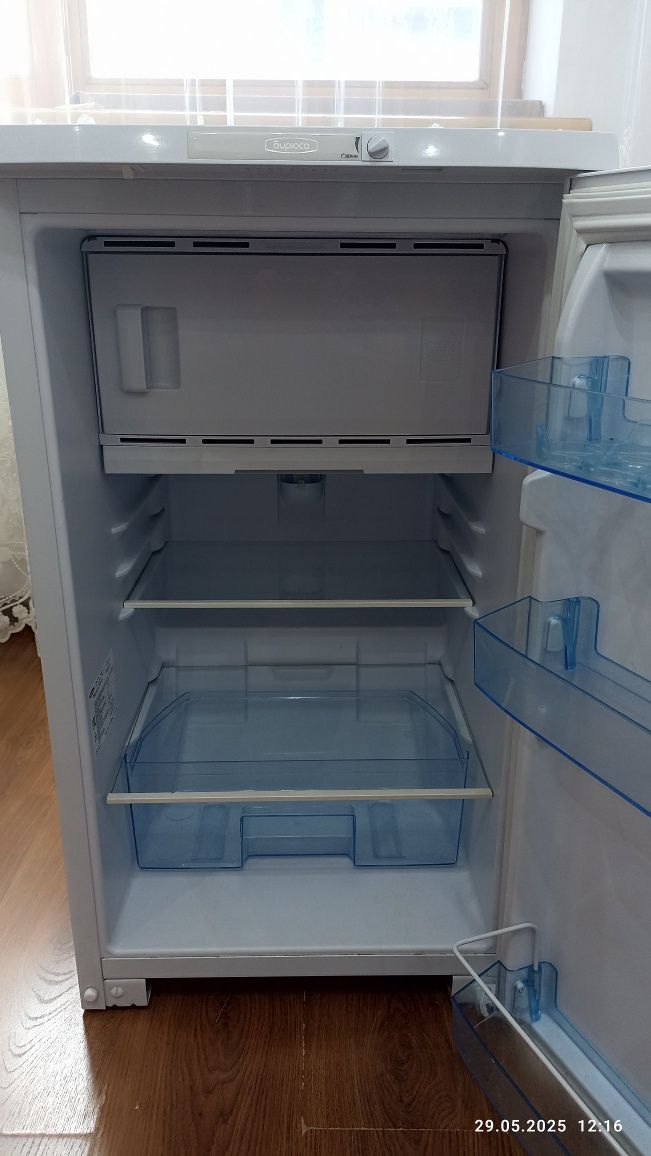 Продам холодильник бирюса