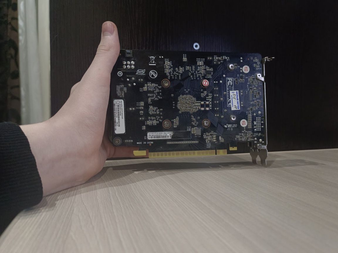 Продам видеокарту Palit GeForce GTX 1650 GP OC 4GB