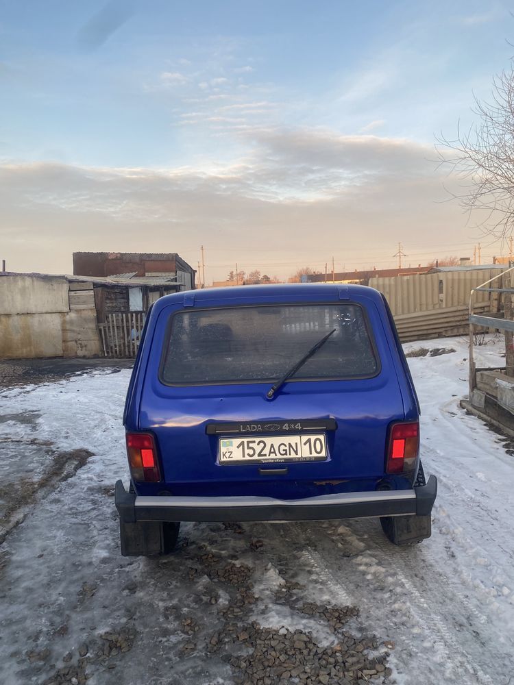 Продам срочно машину