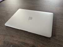 Продам MacBook Air 13, 2020